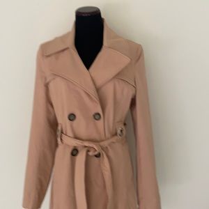Great trench raincoat
